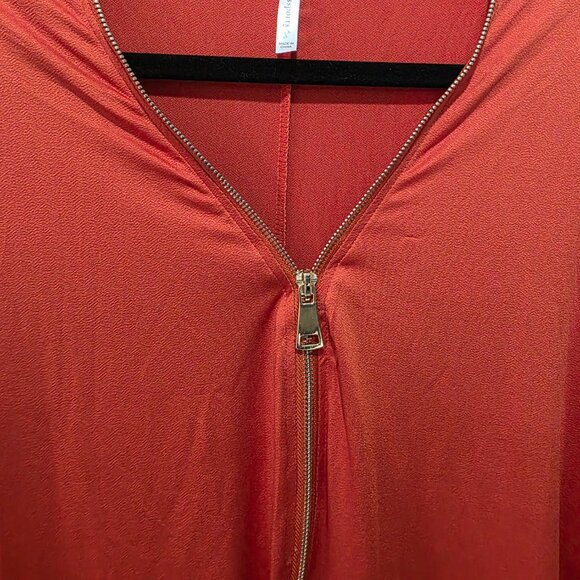 Passports Orange Zip Front Batwing Blouse – Size Large – NWT - Picture 5 of 8